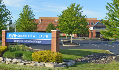 I imagine Grand View Hospital to have looked like this on the day I was born, just a bit more overcast and muggy! Hmmmm...I guess it wouldn't have looked exactly like this then....!